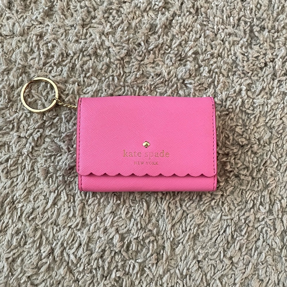 Kate Spade Scallop Wallet with Keychain